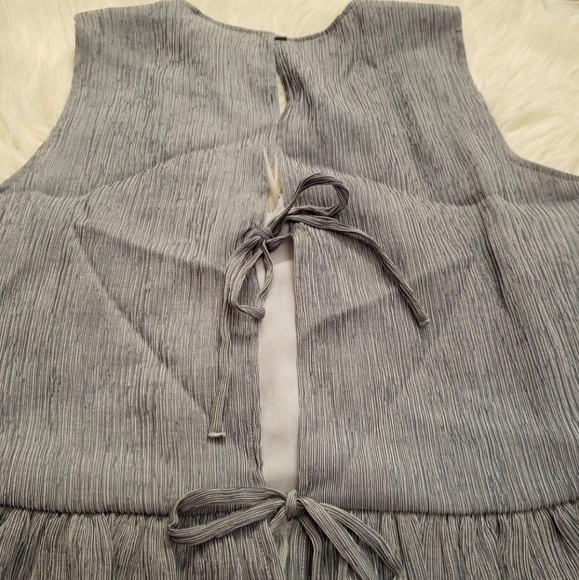 🎖Host Pick🏅⚡️🔽NWT Club Monaco Peplum Top - Picture 10 of 10